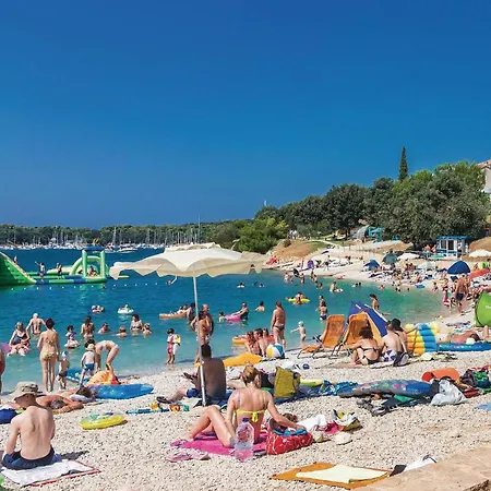 Lovely In With Wifi Apartment Pula