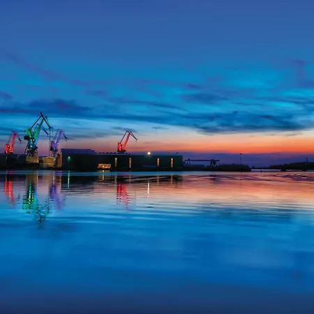 Lovely In With Wifi דירה פולה